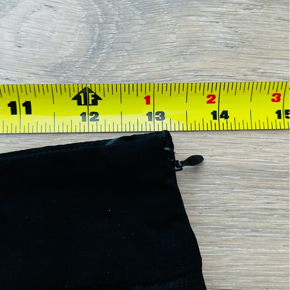 BLQ BASIQ light weight, black mini skirt, lightweight for layering, size 1. - Picture 15 of 15